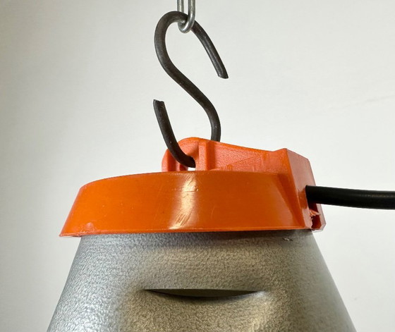 Image 1 of Lampada a sospensione in alluminio grigio industriale, anni '70