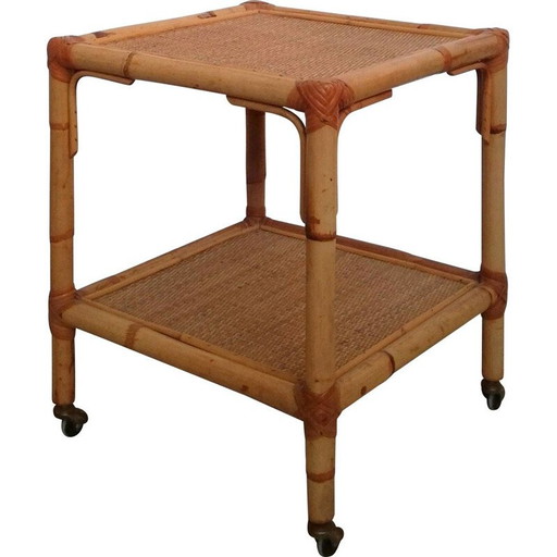 Vintage Serviertisch mit Rädern und zwei Regalen aus Rattan und Bambus, Italien 1970er