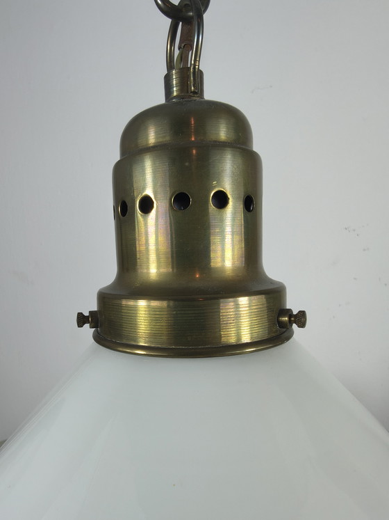 Image 1 of Lampada a sospensione vintage con vetro opalino, anni '60-'70