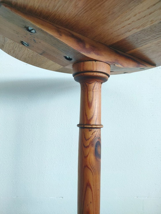 Tavolino/piedistallo vintage in legno a treppiede per piante, decorazione o vaso. – Porta piante, Wood (photo 3 of 7)