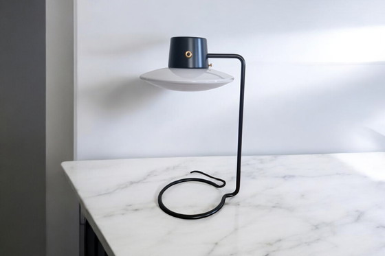 Image 1 of A.J. Oxford lamp - Louis Poulsen - Design Arne Jacobsen 1963