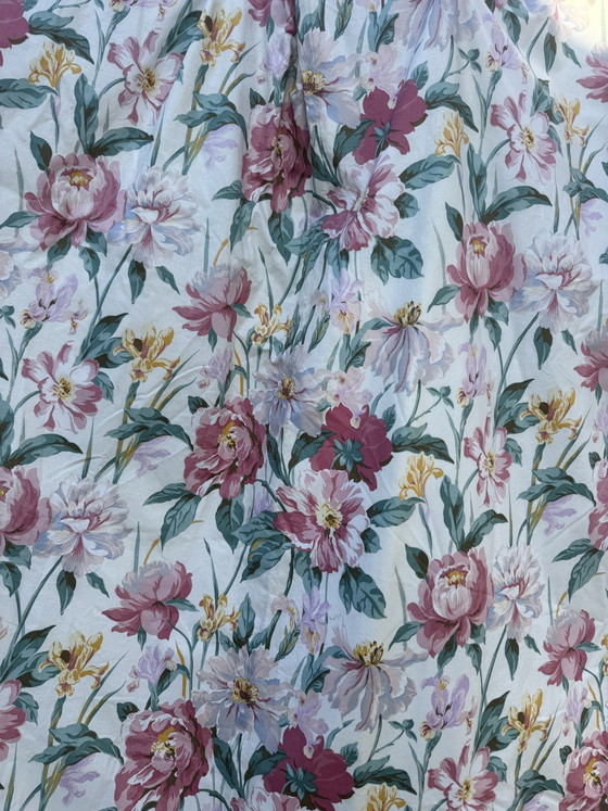 Laura Ashley Floral Curtains 70s – Wall decoration, Cotton (photo 2 of 14)