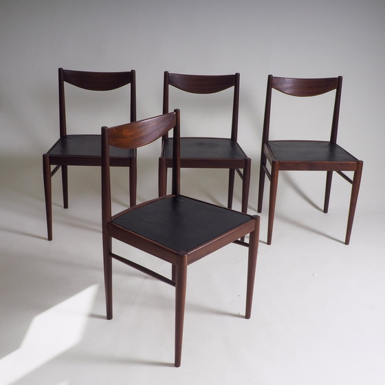Image 1 of 4 sillas de comedor de mediados de siglo