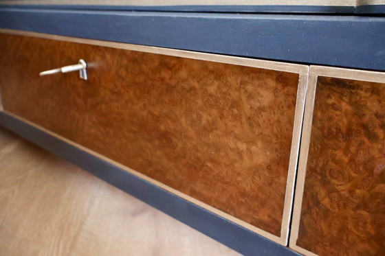 Image 1 of Mobile Art Déco con vetrina in vetro curvo – Restaurato, impiallacciatura in radica, illuminazione