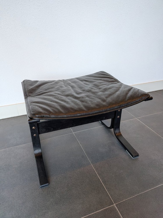 Image 1 of Poggiapiedi "Siesta" di Ingmar Relling per Vestlandske