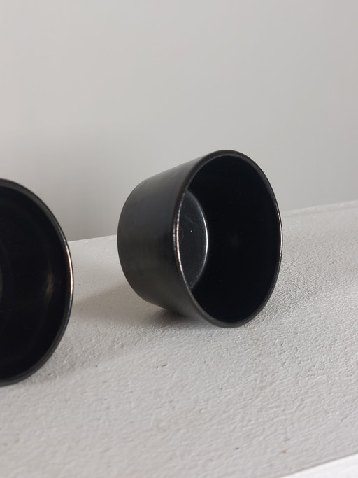 Pair of black vintage Hedwig Bollhagen oxide glaze 588 cups