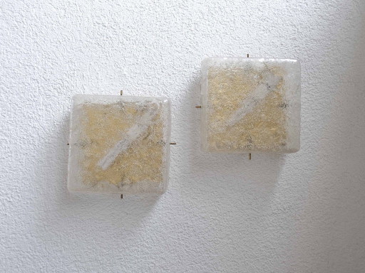KAISER. Quadratische Decken / Wandleuchte von Kaiser Leuchten aus Eisglas, Deutschland, 1960er Jahre.