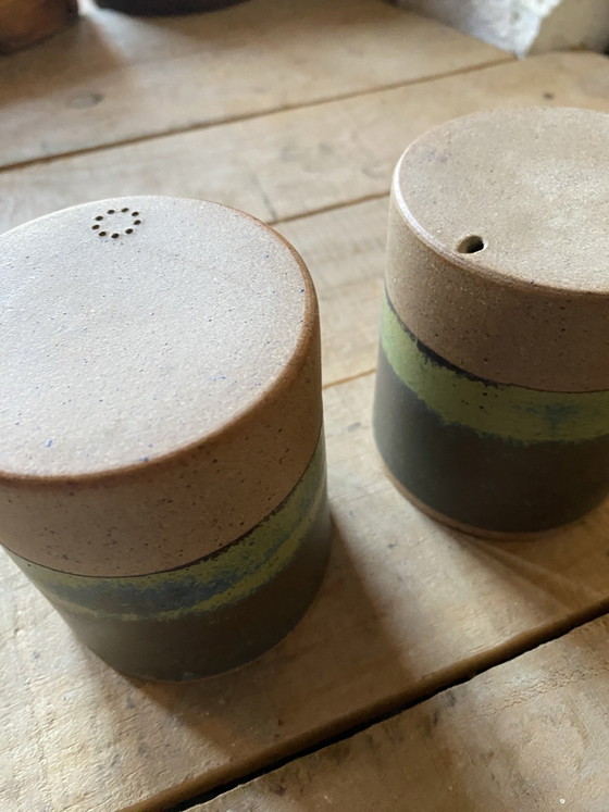 Salière et poivrière Robin Welch, UK, 1977 – Accessoires de table, Céramique (photo 6 of 10)
