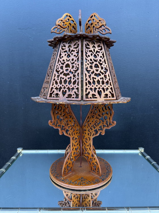 Image 1 of Lampe bois ajouré style exotique années 60