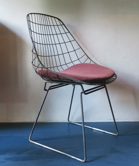 SM05 'Wire Chair' de Cees Braakman pour Pastoe, Pays-Bas, années 1950, Fauteuils d'appoint, Métal, Textile (photo 6 sur 13)