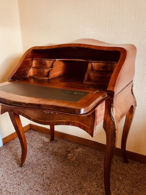 Secretaire, Dos d'Âne