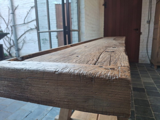 Image 1 of Mueble único, robusto y con carácter.