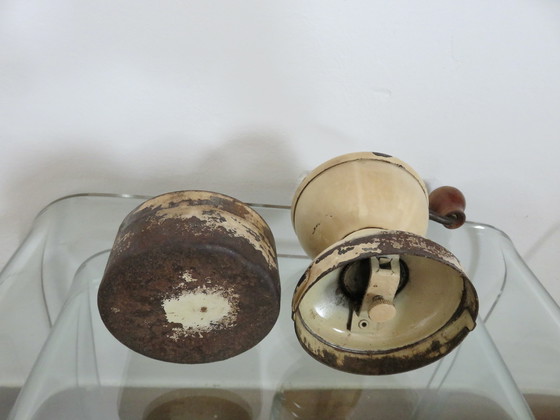 Image 1 of Moulin à Café Peugeot Frères, Modèle "Diabolo" de 1952 à 1956