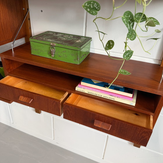 Armadi a muro vintage, Teak, Danese – Wood (photo 6 of 15)