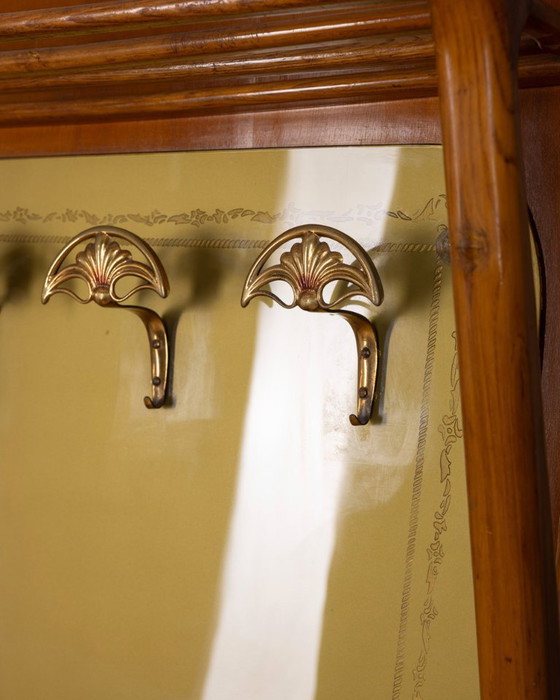 Image 1 of Appendiabiti da parete vintage anni 50 in legno e vetro decorato design Italiano