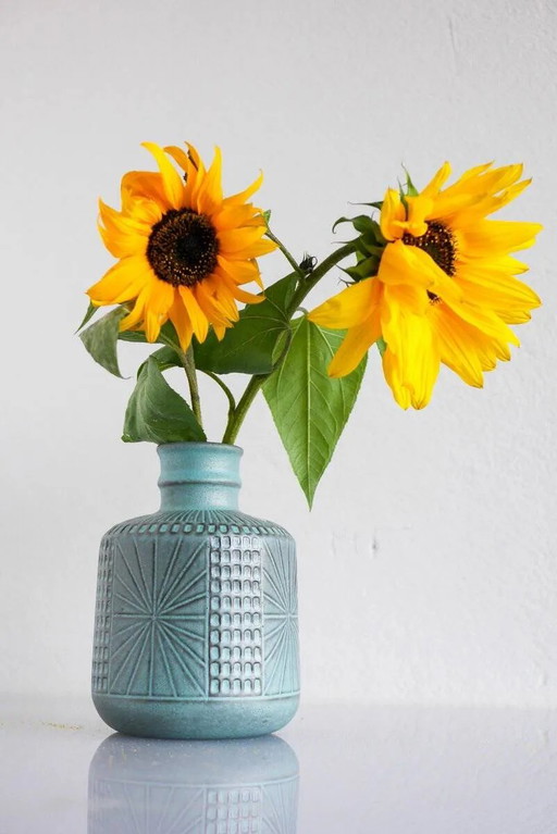 Mid-century Scandinavian modern art design pottery vase by Mari Simmulson for Upsala Ekeby, Sweden, 1970s