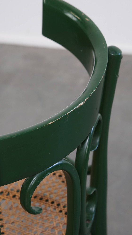 Image 1 of Groene Vintage Bistro Stoel Met Een Gematte Rieten Zitting