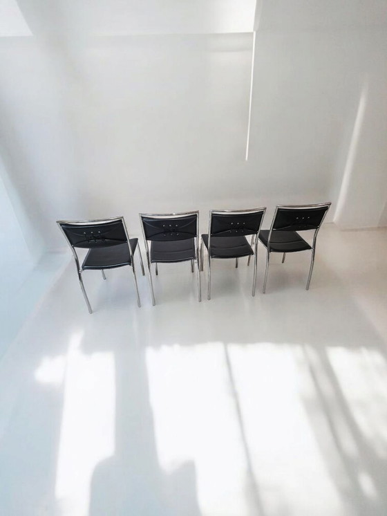 Image 1 of Lot de 4 chaises de salle à manger vintage Chaises 70's 80's noir