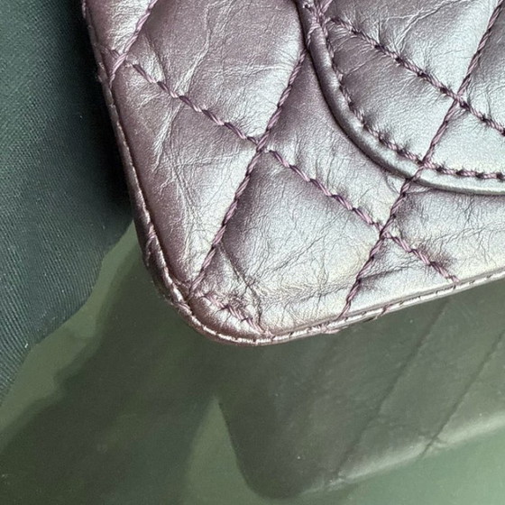 Image 1 of Chanel 2.55 Reissue Mini - 20 cm in pelle di vitello trapuntata viola con finiture argentate Serie 16