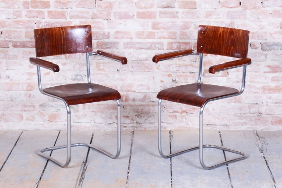 Set van 2 gerestaureerde Bauhaus-stoelen, van Mart Stam, chroom, multiplex, Duitsland, jaren 1930. (photo 4 of 9)