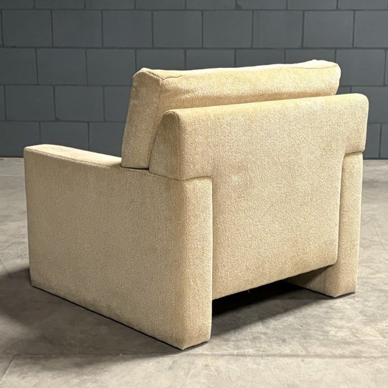 Image 1 of Sillón tapizado en tela beige – Erpo International