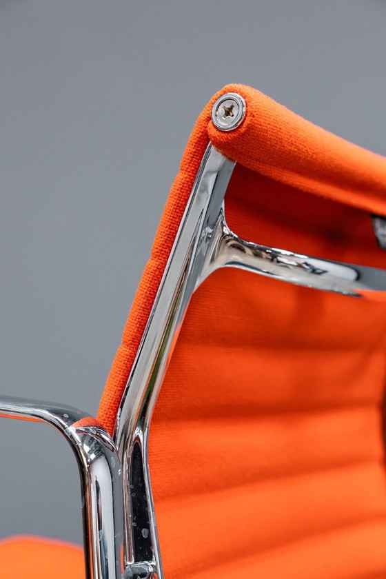Image 1 of Silla de oficina Eames EA117