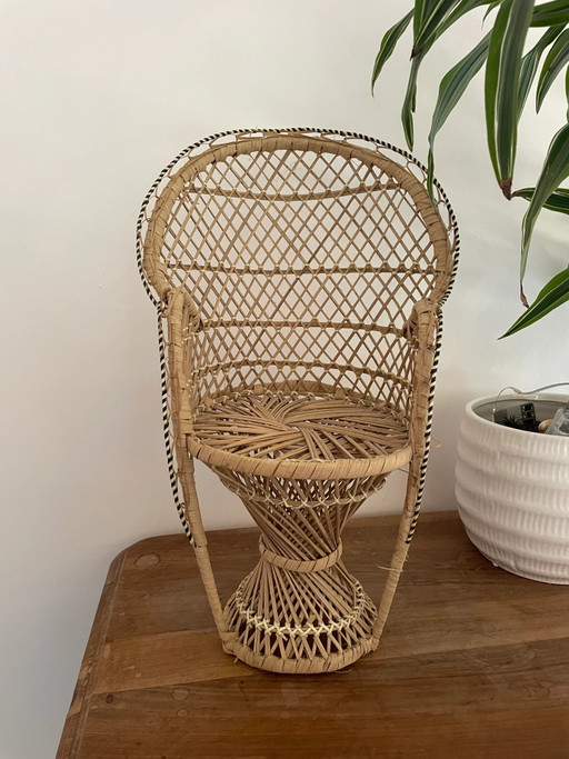 Fauteuil Emmanuelle Miniature