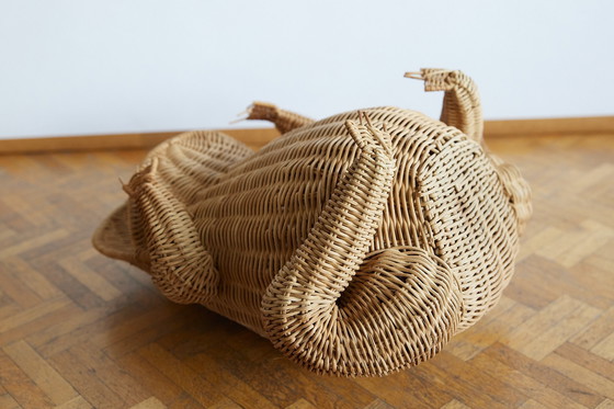 Image 1 of Cesta de mimbre en forma de rana de Olivier Cajan