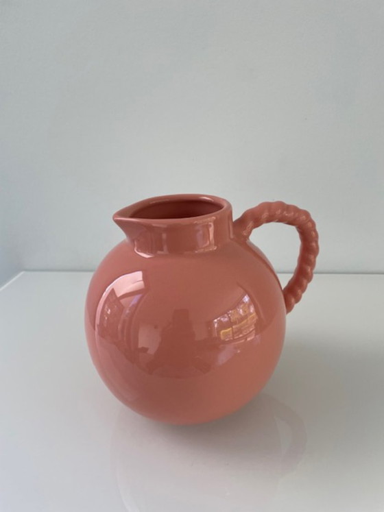 Brocca in ceramica rosa dalla forma bombata – Bicchieri e caraffe (photo 11 of 11)