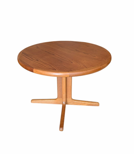 Image 1 of Table de salle à manger ronde extensible vintage en teck danois