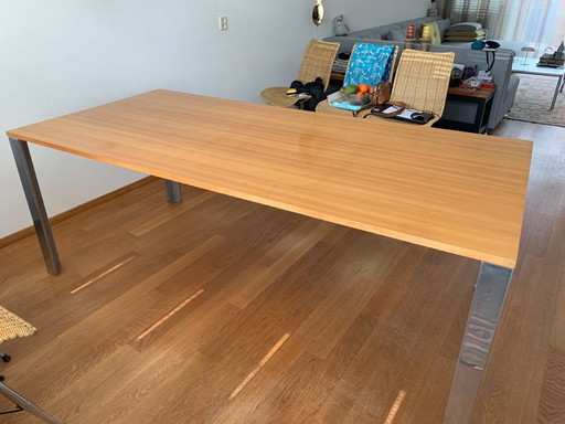 Magnifique grande table de salle à manger de Leolux avec pieds chromés