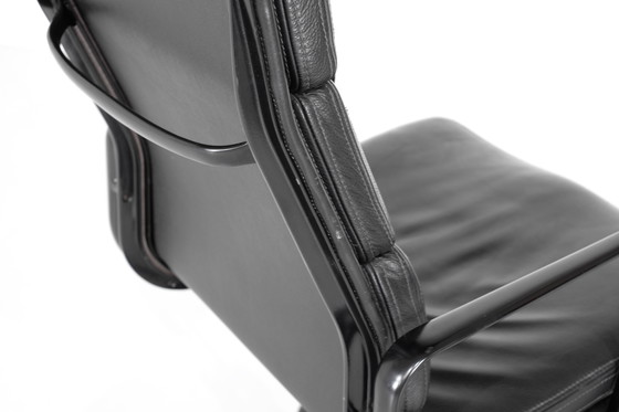 Image 1 of Soft Pad Chair "EA 219" Charles Ray Eames, USA 1969.