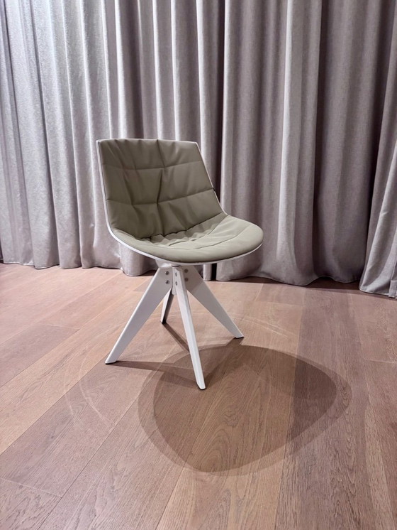 Image 1 of 4 chaises MDF Italia Flow