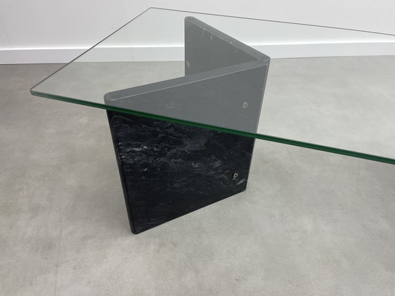 Image 1 of Tavolino da caffè scultoreo in marmo italiano (anni '70)