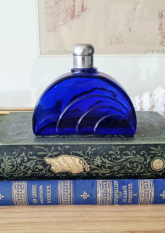 Vintage Art Deco Style Cobalt Blue Glass Perfume Bottle Set Of 3 – Decorative Objects (photo 6 of 10)