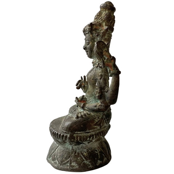 Antigua Estatua Tibetana de Viaje Avalokiteshvara – Vitarka Mudra – Siglo XVIII – Esculturas, Bronze (photo 7 of 9)
