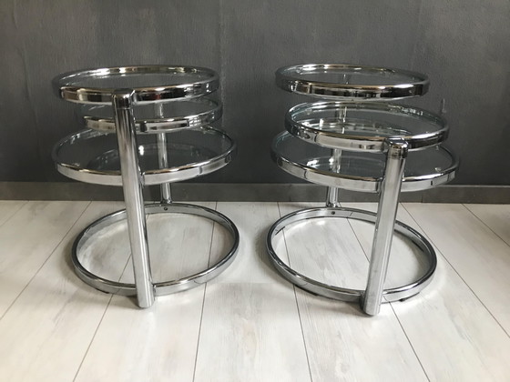 Image 1 of 2x Tables d'appoint doubles pivotantes Chrome