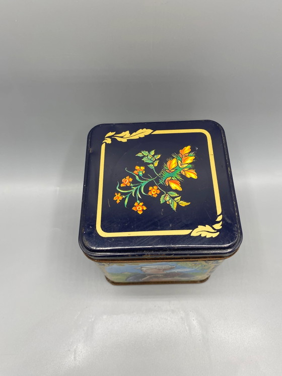 Lithographed tin box, Breton design, Auray Region – Decorative Objects, Iron (photo 4 of 6)