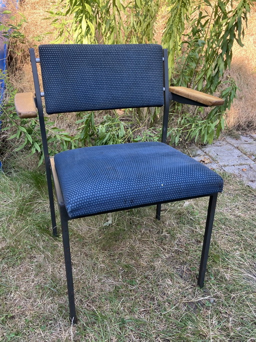 Fauteuil rembourré de la RDA du Kulturpalast Dresden