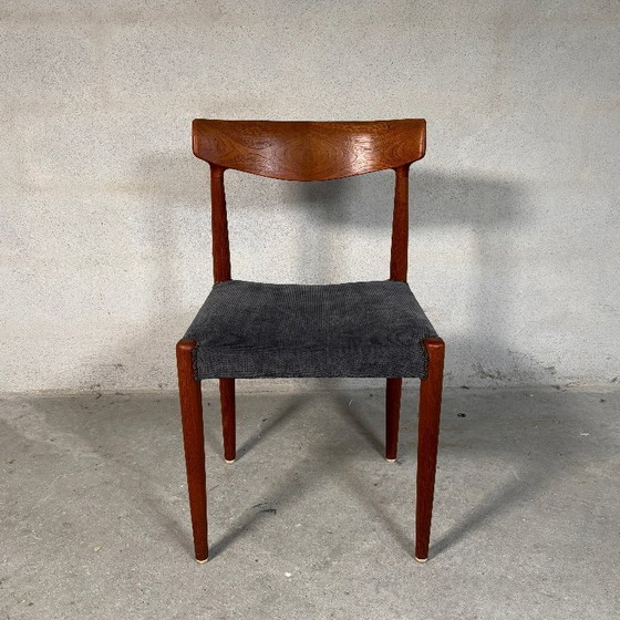 Image 1 of 2x Sedie per sala da pranzo modello 343 — Knud Færch | Slagelse