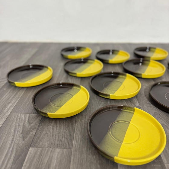 Image 1 of Set Da Pranzo Vintage In Ceramica Prod. SIC Design Space Age 12 Pcs