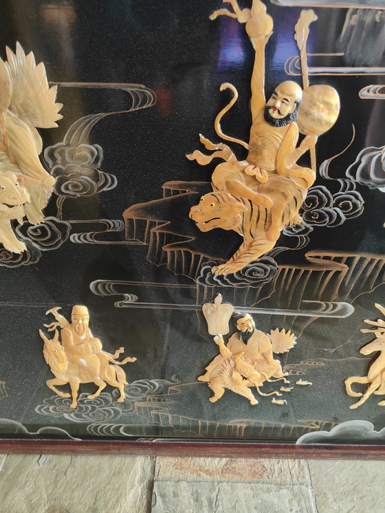 Image 1 of Grande œuvre d'art chinoise vintage laquée noire et ornée de nacre