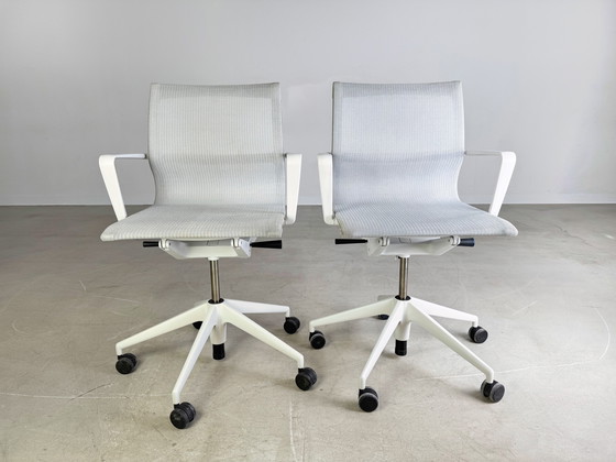Image 1 of 2er Set Vitra Bürostühle Physix Trioknit grau grey Bürostuhl weiß