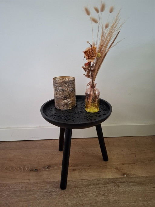 Table d'appoint noire en relief | Bohème | Chic hôtelier |