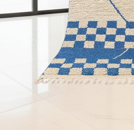 Image 1 of Moroccan artisan rug 260cmx160cm 