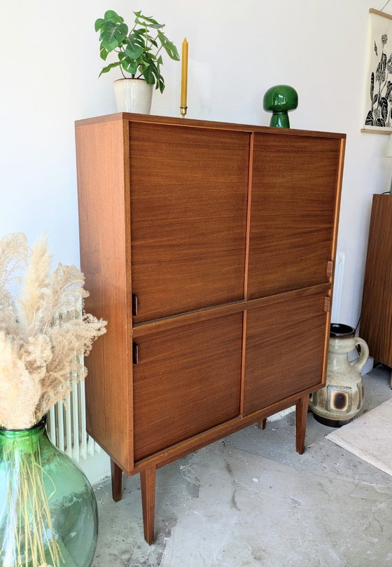 Image 1 of Vintage teakhouten highboard, jaren '60-'70