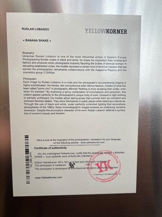 Image 1 of BANANA SHAKE Ruslan Lobanov 150cm x 120cm nero opaco cornice da forno