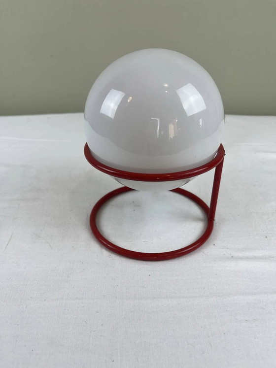 Vintage Italian design ball lamp from the 1970s. – Table lamps, Metal, Space Age (photo 16 of 17)