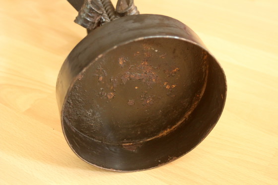 Image 1 of Zware handgemaakte kandelaar van smeedijzer voor grote kaarsen