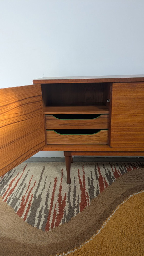 Credenza vintage di design scandinavo – Credenze, Legno, lamine (photo 6 of 10)